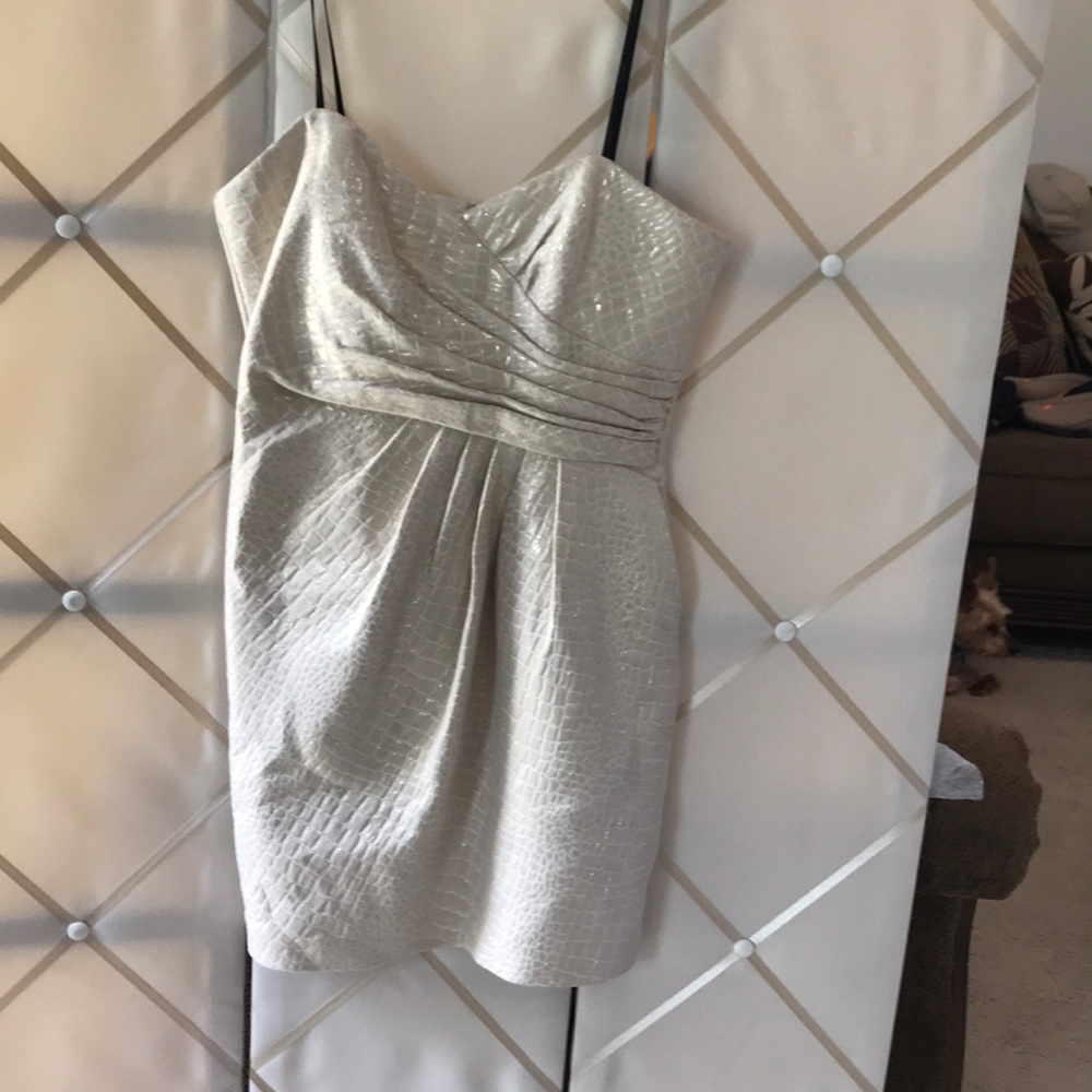 Laundry By Shelli Segal strapless dress. Size 10